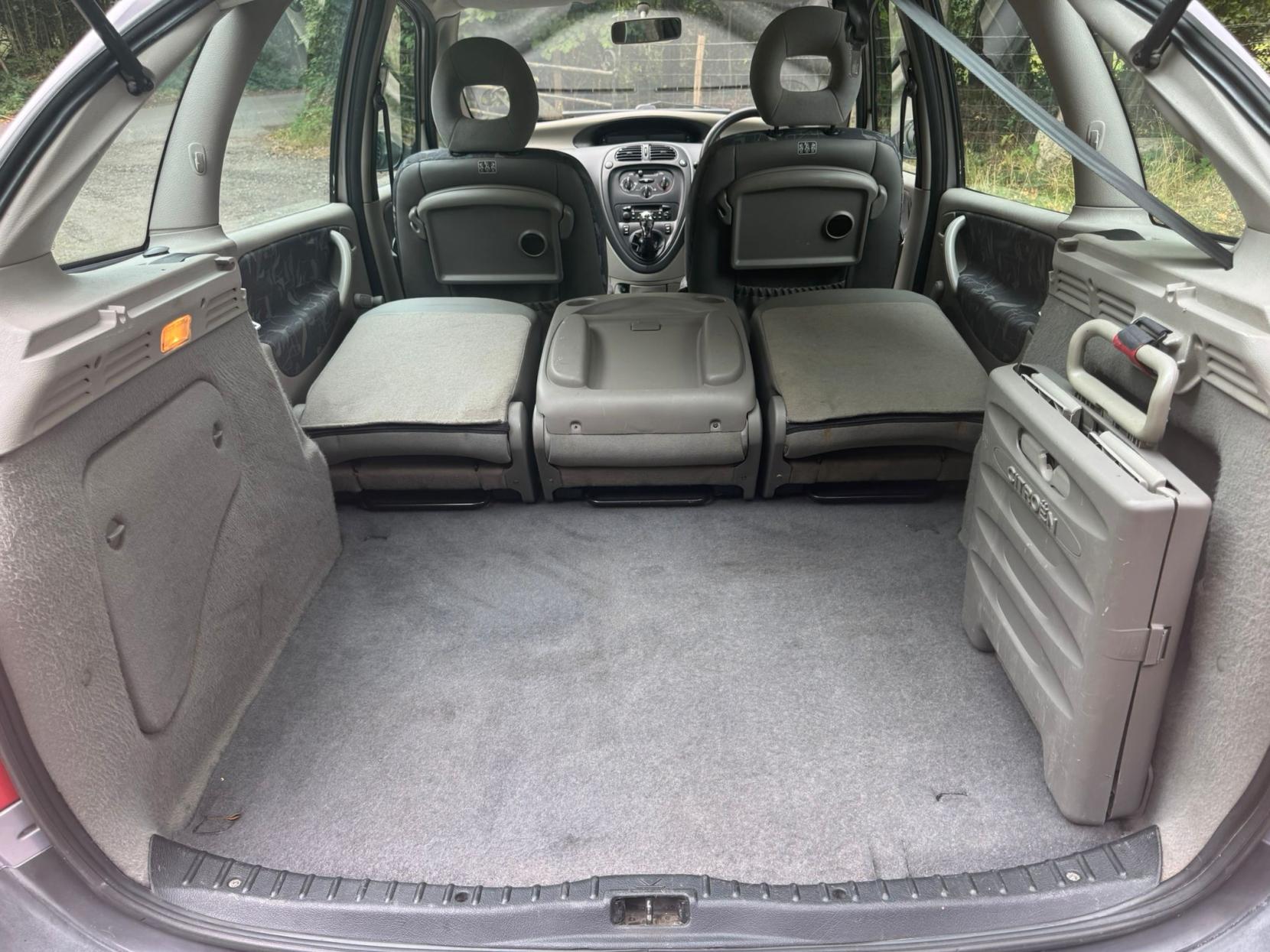 Citroen Xsara Picasso 1.6i LX MPV 5dr Petrol Manual (178 g/km, 95 bhp)