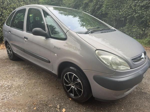 Citroen Xsara Picasso 1.6i LX MPV 5dr Petrol Manual (178 g/km, 95 bhp)