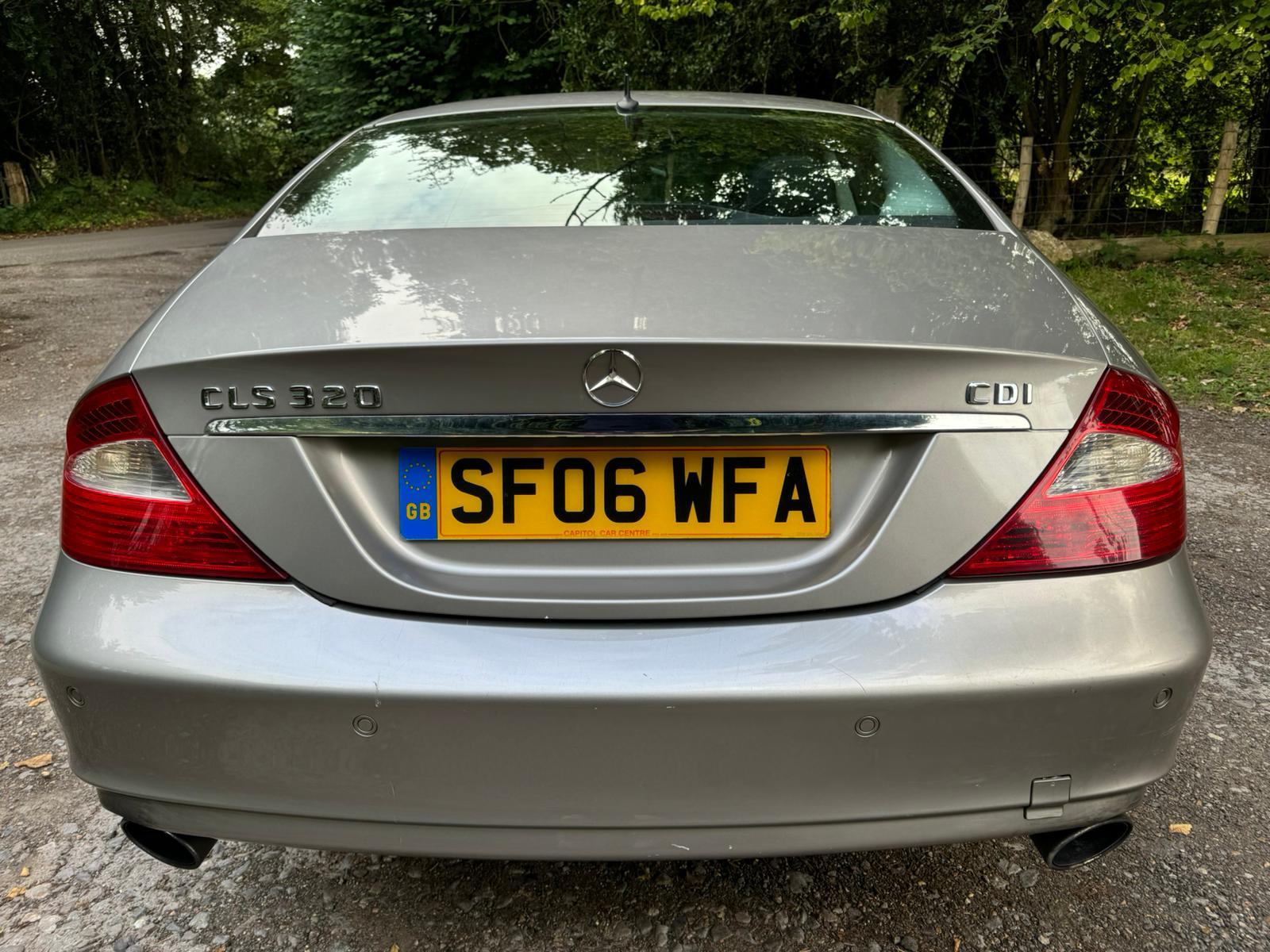 Mercedes-Benz CLS 3.0 CLS320 CDI Coupe 4dr Diesel 7G-Tronic (200 g/km, 221 bhp)