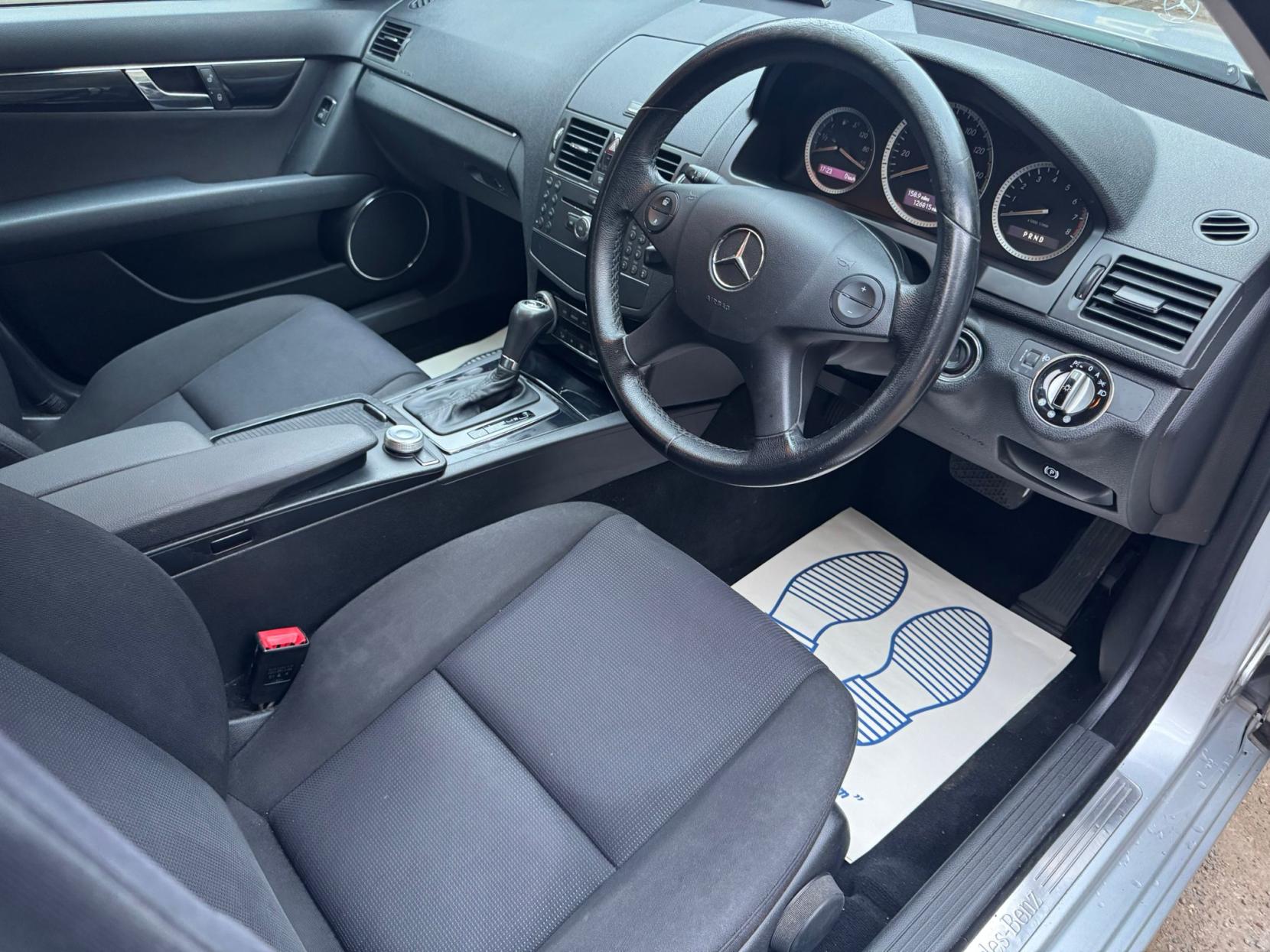 Mercedes-Benz C Class 1.8 C180K SE Saloon 4dr Petrol Auto Euro 4 (156 ps)
