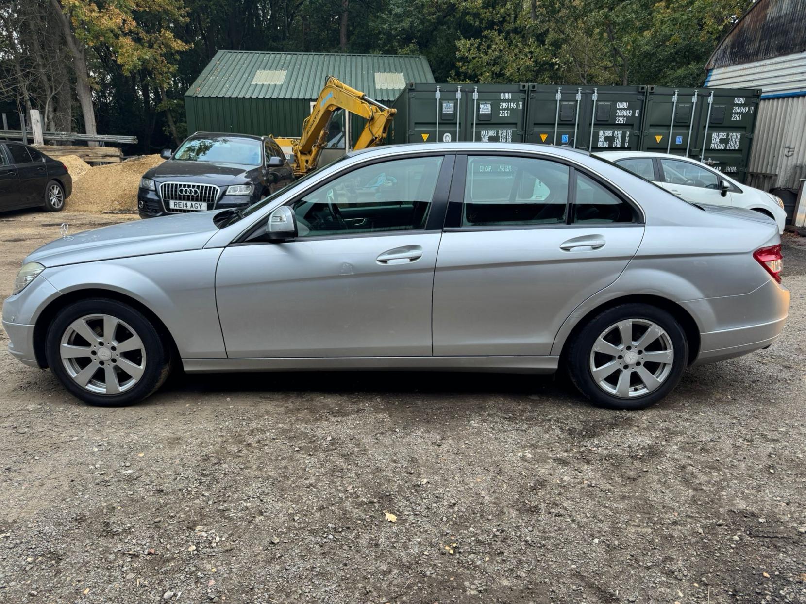 Mercedes-Benz C Class 1.8 C180K SE Saloon 4dr Petrol Auto Euro 4 (156 ps)