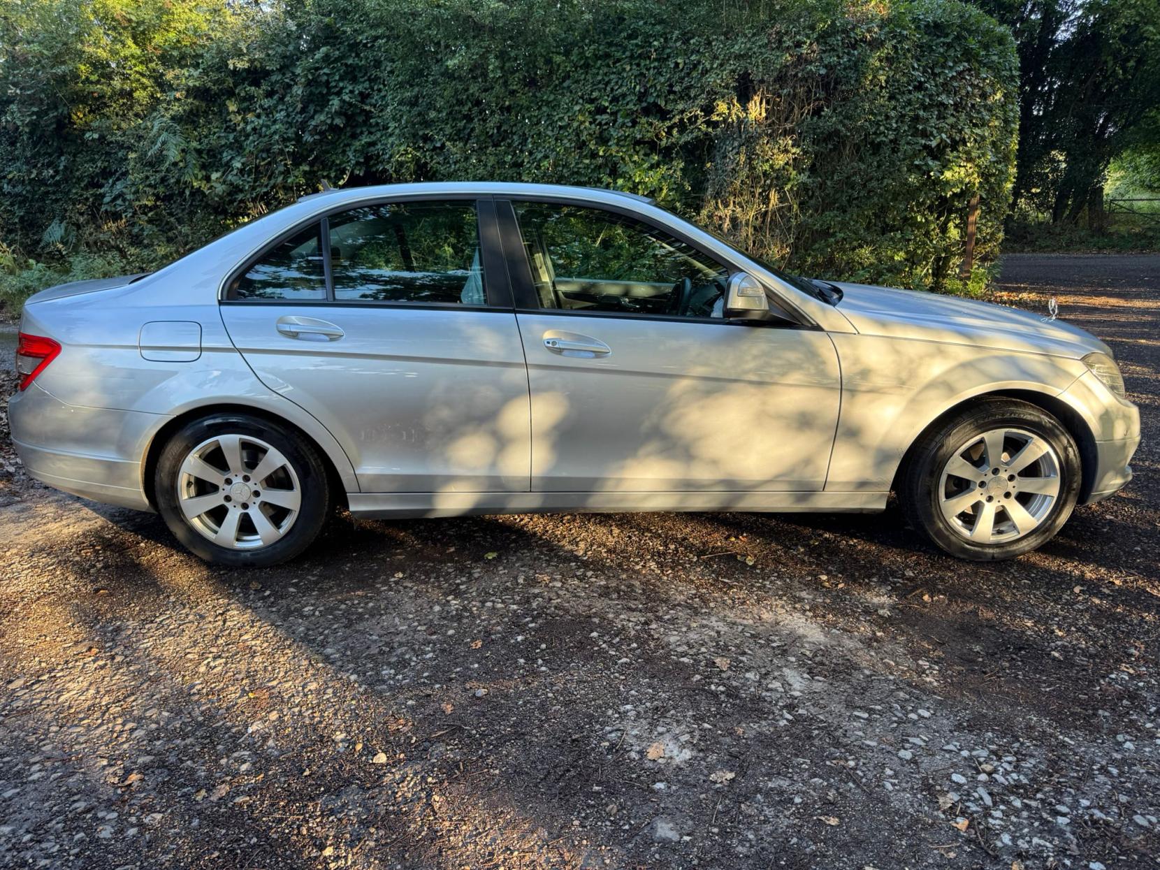 Mercedes-Benz C Class 1.8 C180K SE Saloon 4dr Petrol Auto Euro 4 (156 ps)