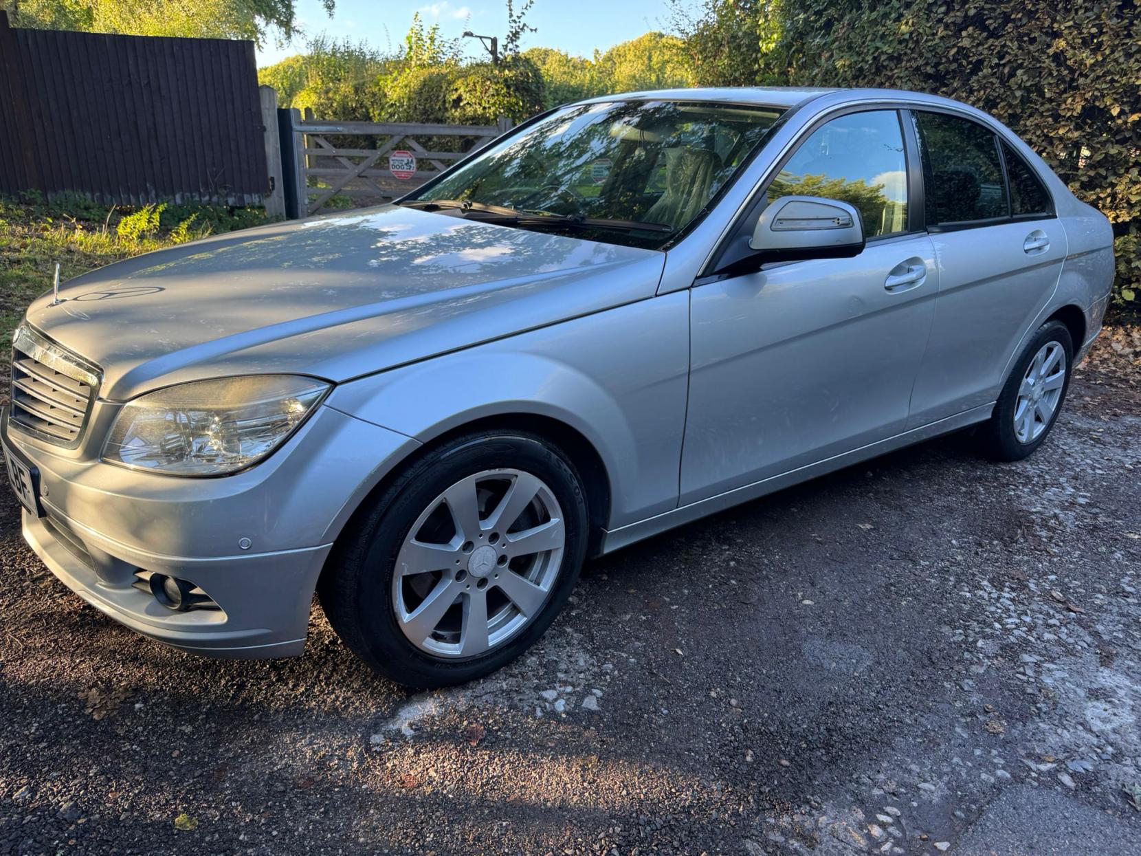 Mercedes-Benz C Class 1.8 C180K SE Saloon 4dr Petrol Auto Euro 4 (156 ps)