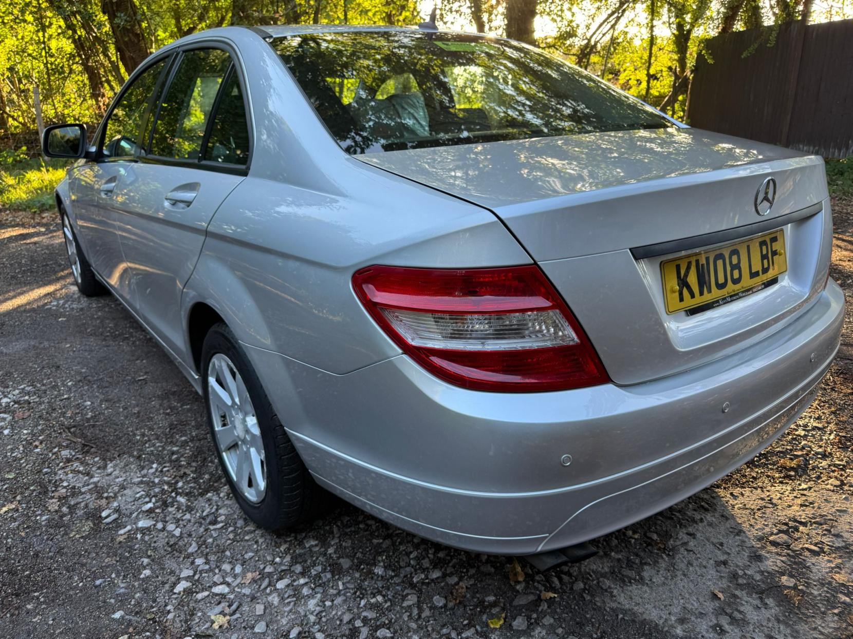 Mercedes-Benz C Class 1.8 C180K SE Saloon 4dr Petrol Auto Euro 4 (156 ps)