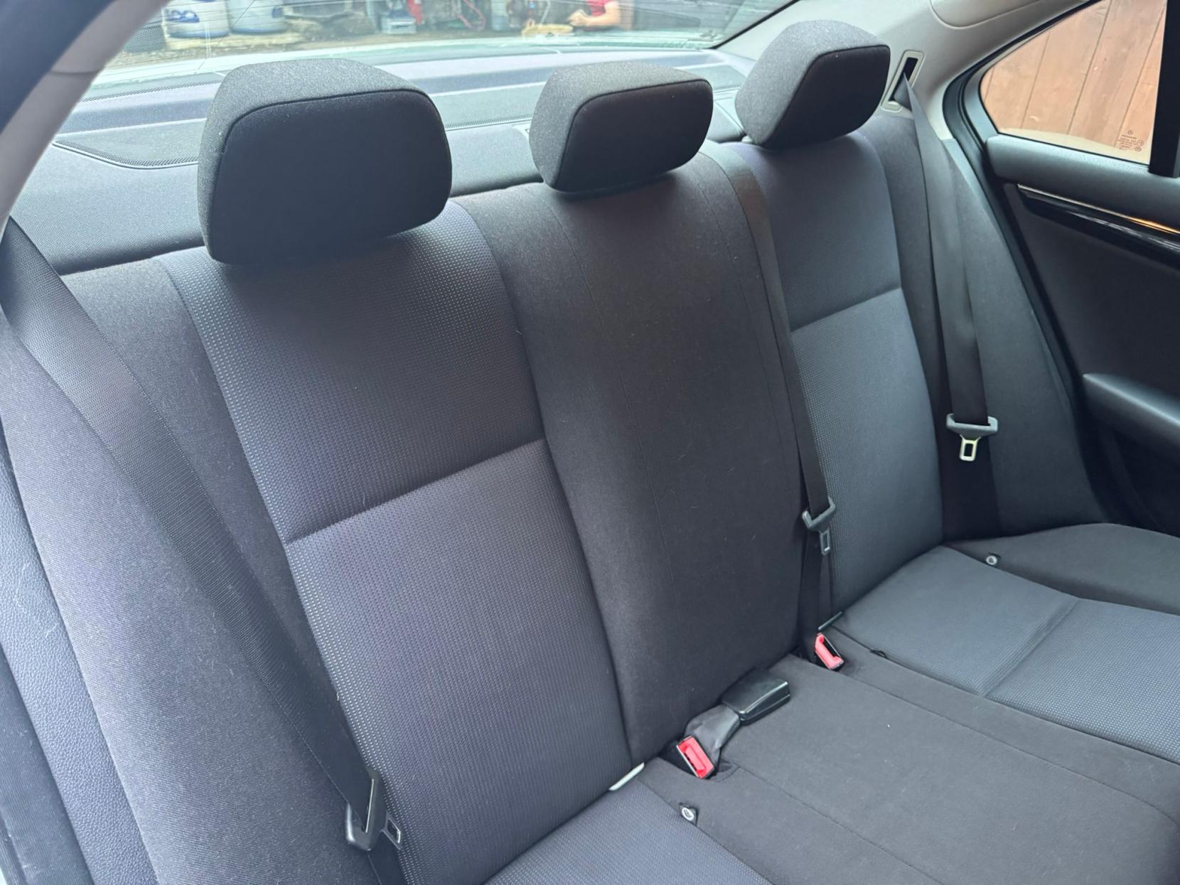 Mercedes-Benz C Class 1.8 C180K SE Saloon 4dr Petrol Auto Euro 4 (156 ps)