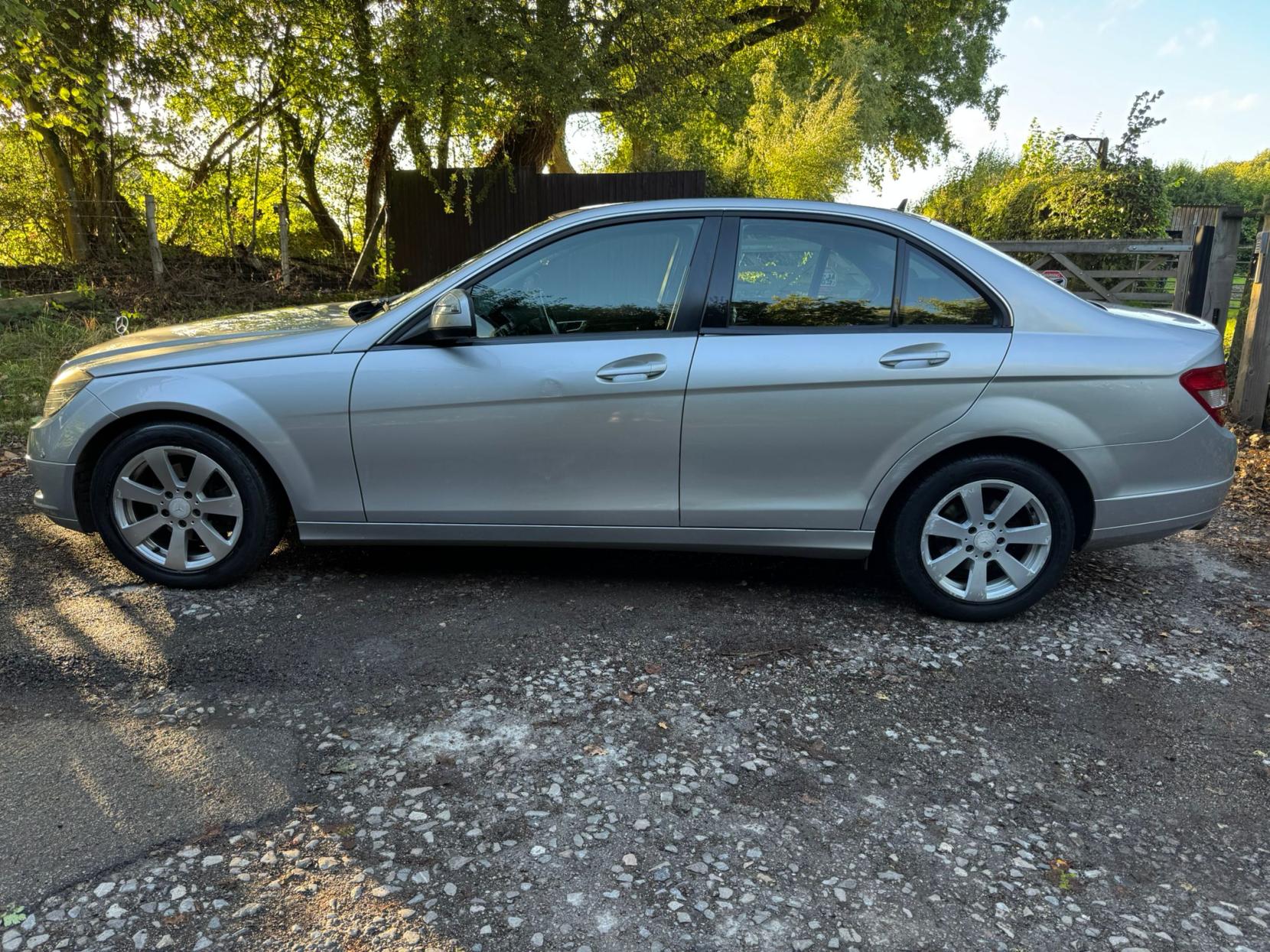 Mercedes-Benz C Class 1.8 C180K SE Saloon 4dr Petrol Auto Euro 4 (156 ps)