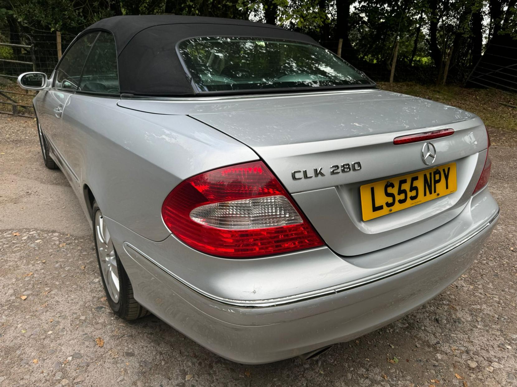 Mercedes-Benz CLK 3.0 CLK280 Elegance Cabriolet 2dr Petrol 7G-Tronic (222 g/km, 231 bhp)