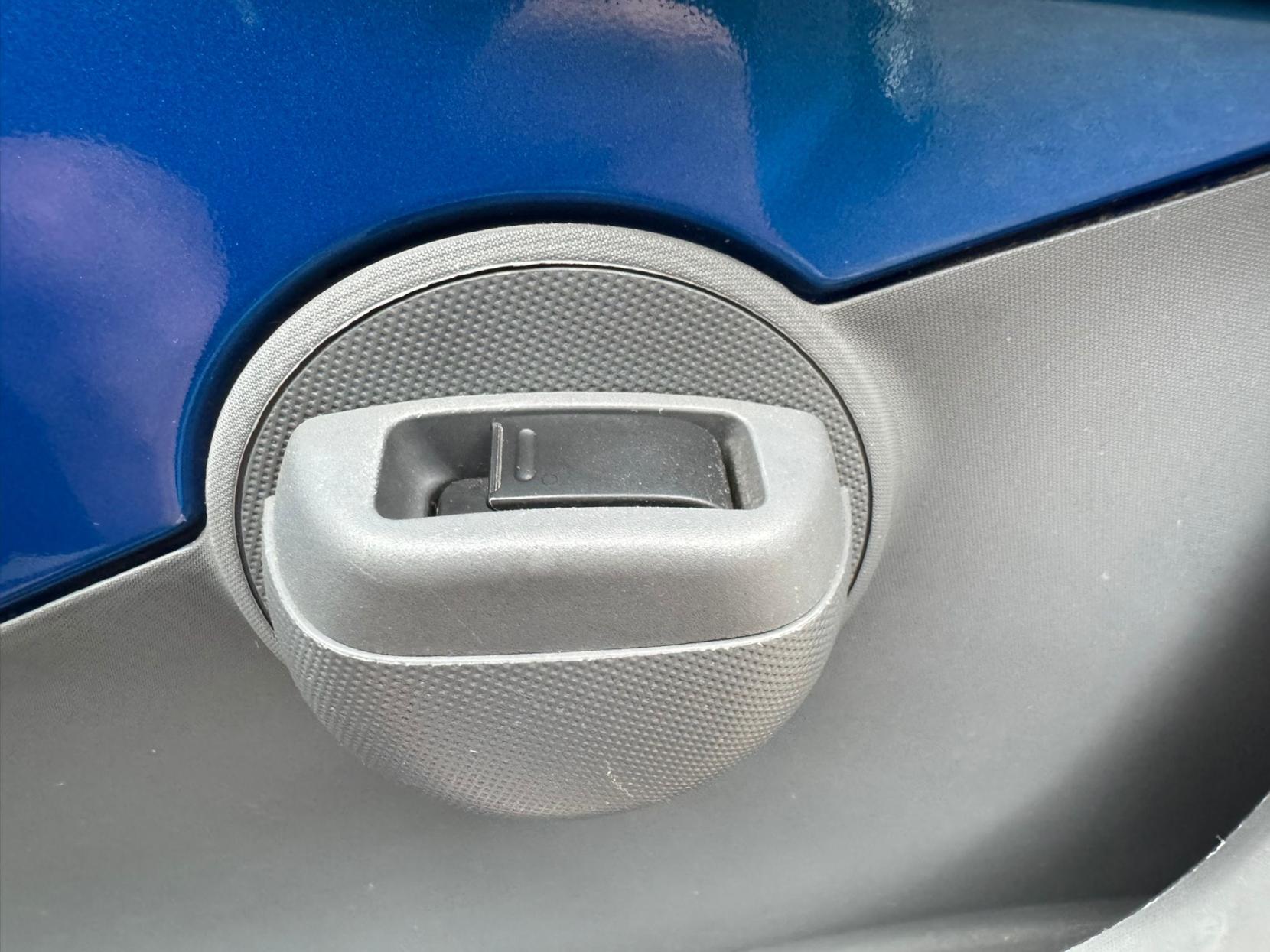 Citroen C1 1.0i Splash Hatchback 3dr Petrol Manual Euro 4 (68 ps)