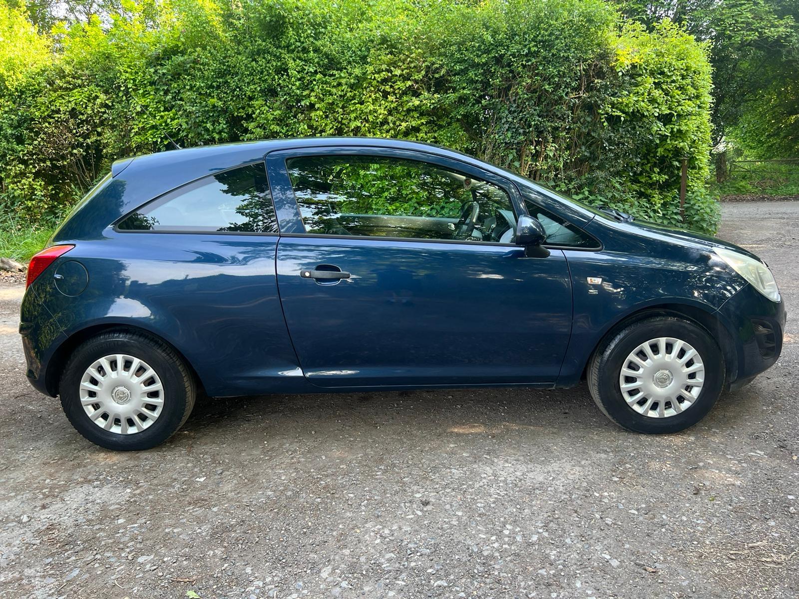 Vauxhall Corsa 1.0i ecoFLEX 12v S Hatchback 3dr Petrol Manual (117 g/km, 64 bhp)