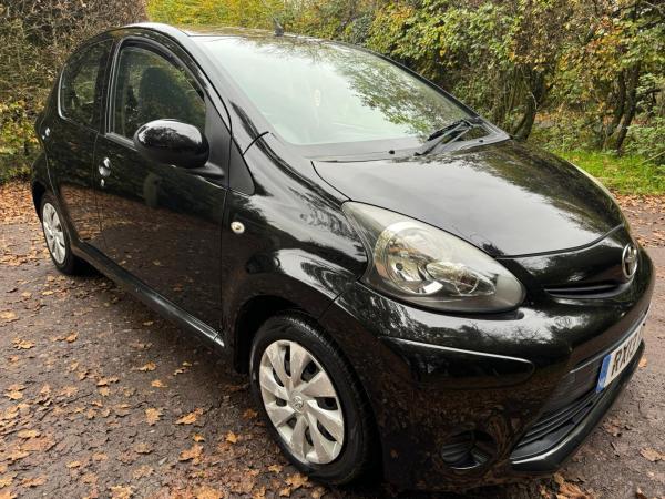 Toyota AYGO 1.0 VVT-i Ice Hatchback 5dr Petrol Manual Euro 5 (67 ps)