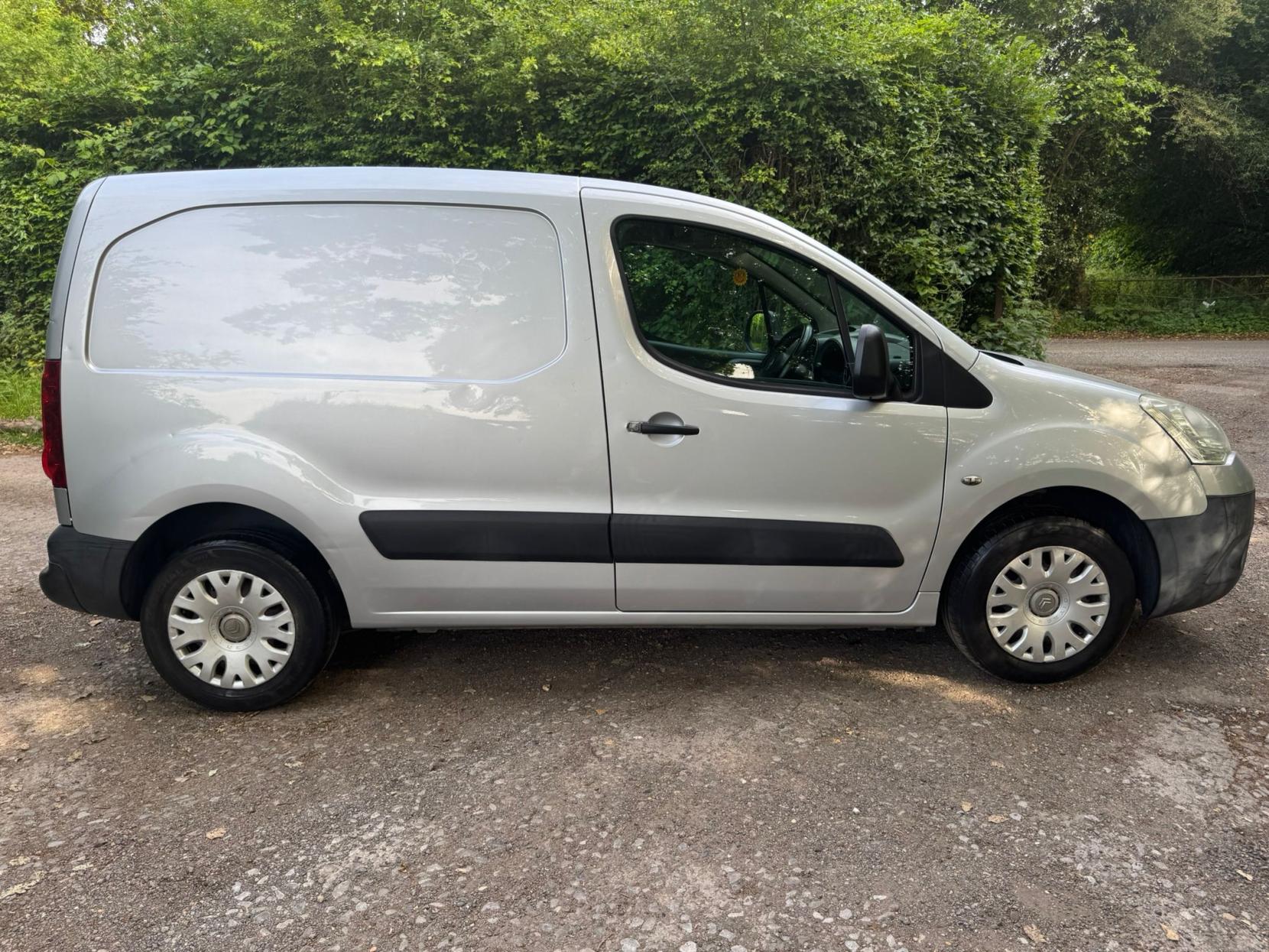 Citroen Berlingo 1.6 HDi 850 Enterprise Special Edition Panel Van 5dr Diesel Manual L1 (153 g/km, 90 bhp)