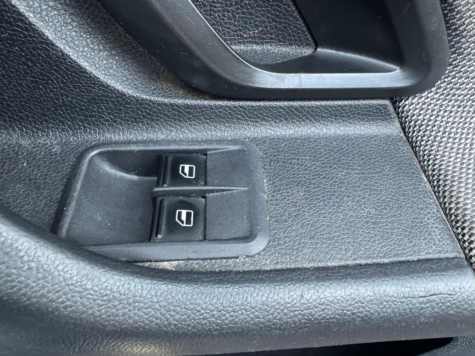 Skoda Fabia 1.2 S Hatchback 5dr Petrol Manual Euro 5 (60 ps)