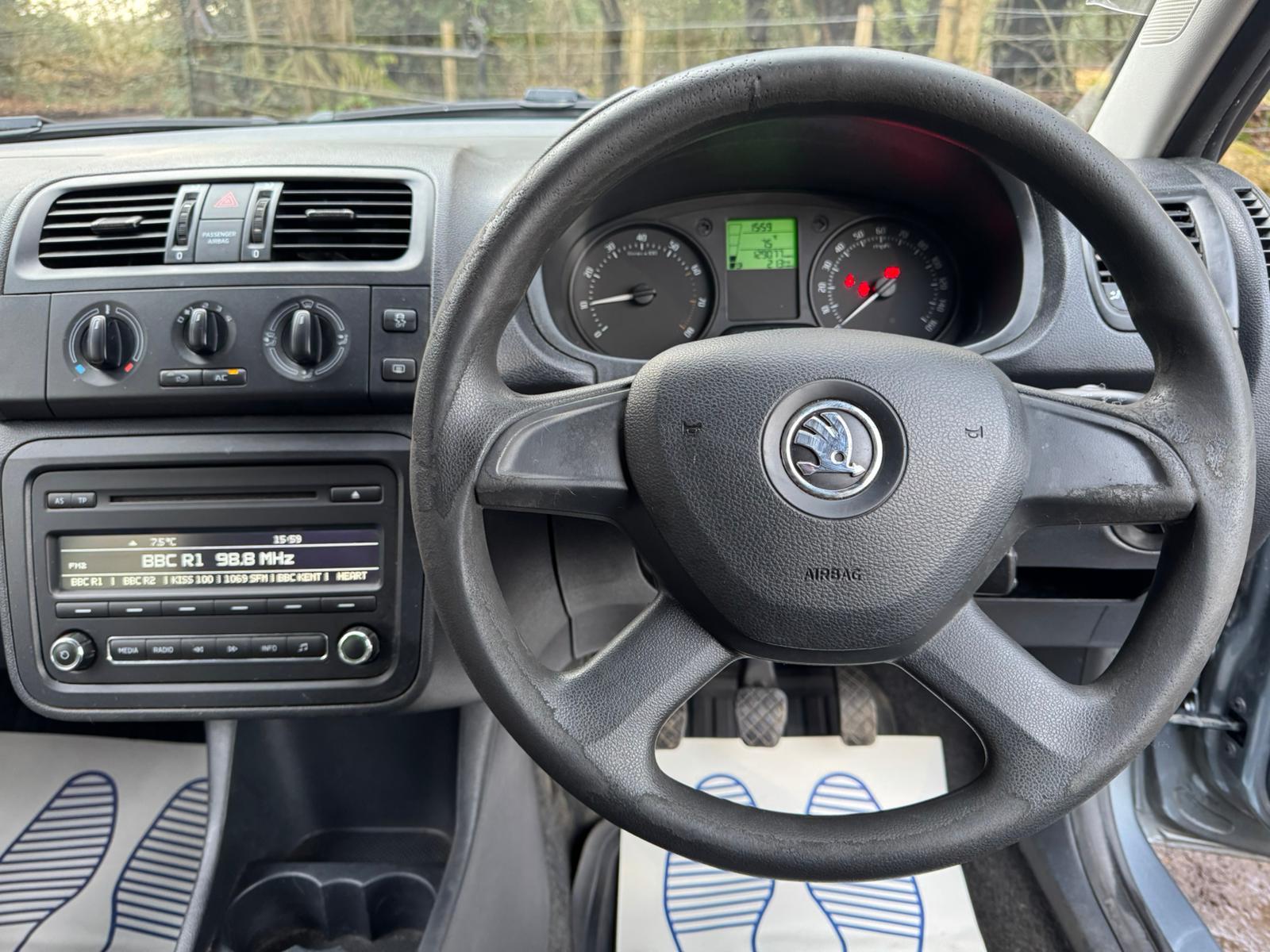 Skoda Fabia 1.2 S Hatchback 5dr Petrol Manual Euro 5 (60 ps)