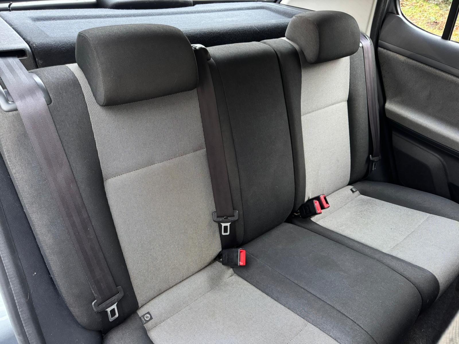 Skoda Fabia 1.2 S Hatchback 5dr Petrol Manual Euro 5 (60 ps)