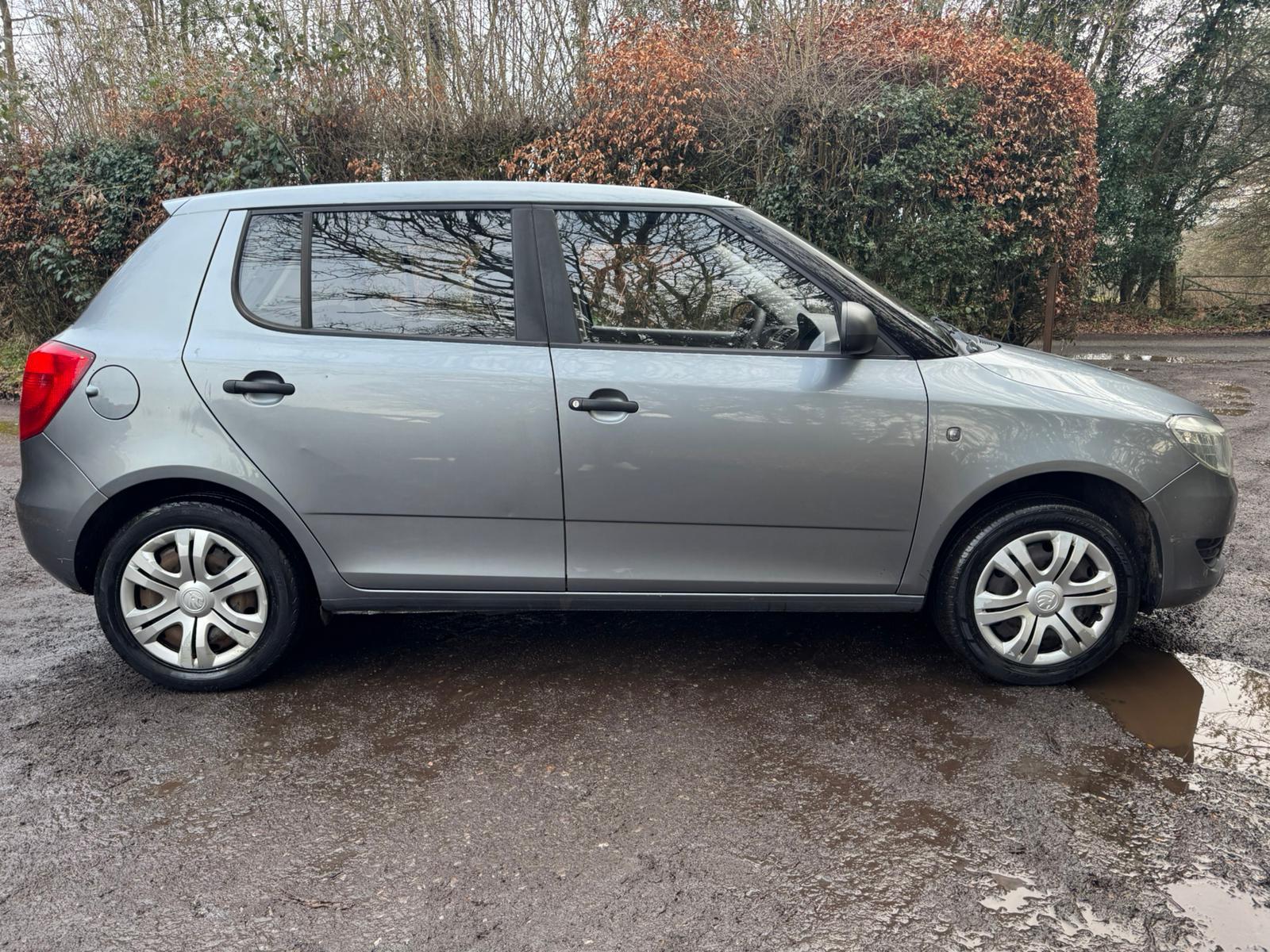 Skoda Fabia 1.2 S Hatchback 5dr Petrol Manual Euro 5 (60 ps)