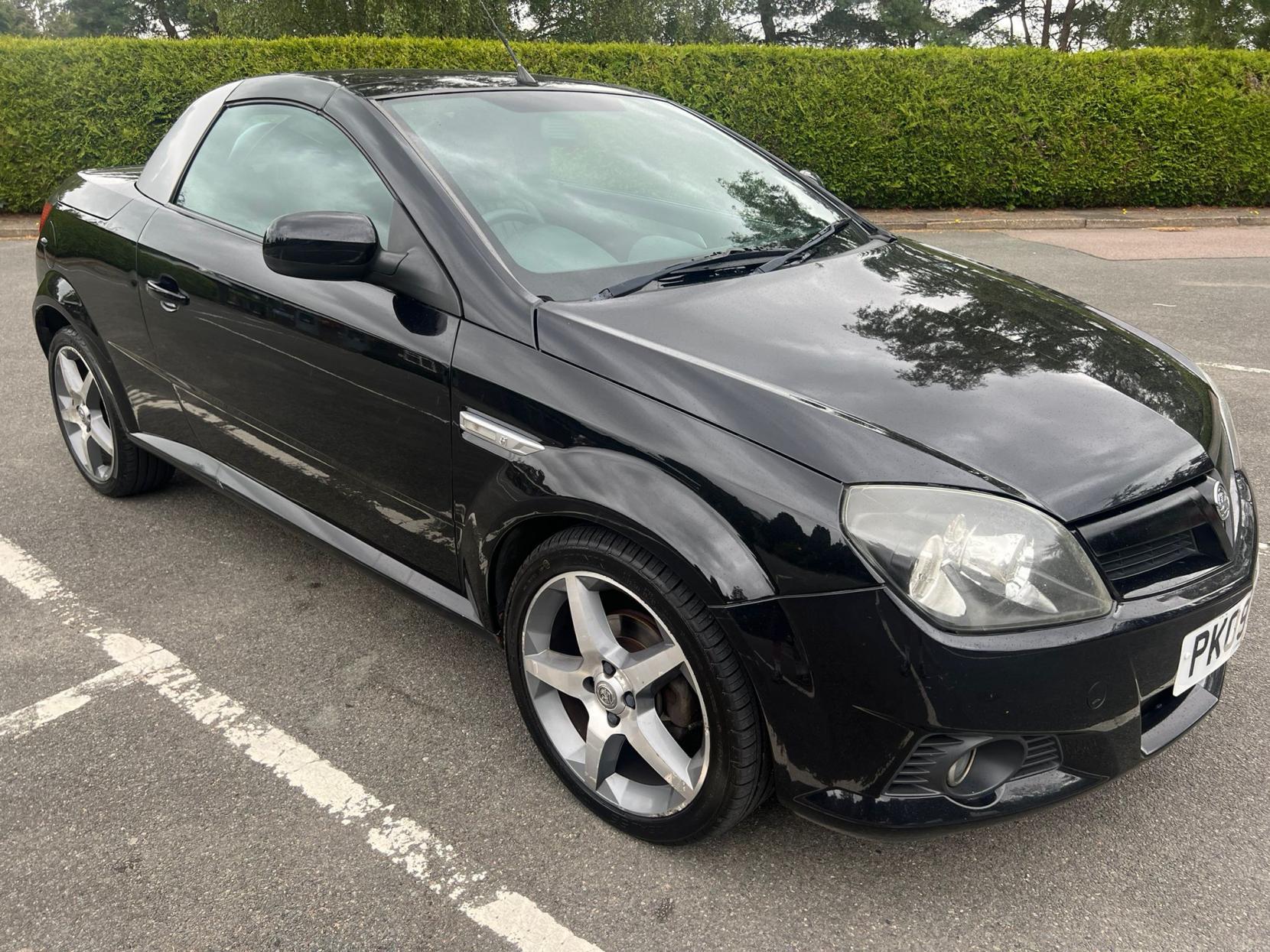 Vauxhall Tigra 1.4i 16v Exclusiv Convertible 2dr Petrol Manual (a/c) (146 g/km, 89 bhp)